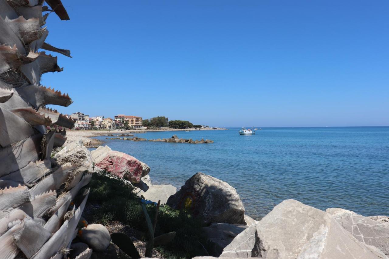 Villa Terrazza Lungomare Caronia Marina Exterior foto